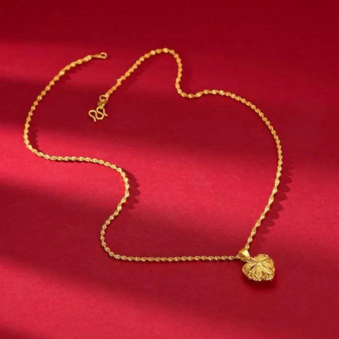 Gold Heart Necklace for Women – 18K Luxury Jewelry / قلادة القلب الذهبية للنساء – مجوهرات فاخرة من ذهب ثمانية عشر قيراط