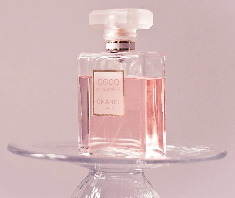 Chanel Mini Perfume Set - Four Iconic Fragrances / طقم عطور شانيل الفاخر - أربع روائح أيقونية